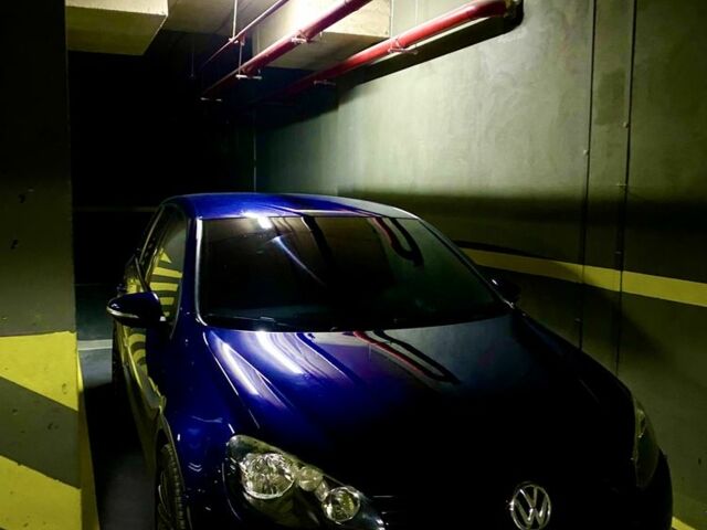 Синий Фольксваген Гольф, объемом двигателя 1.4 л и пробегом 214 тыс. км за 6950 $, фото 1 на Automoto.ua