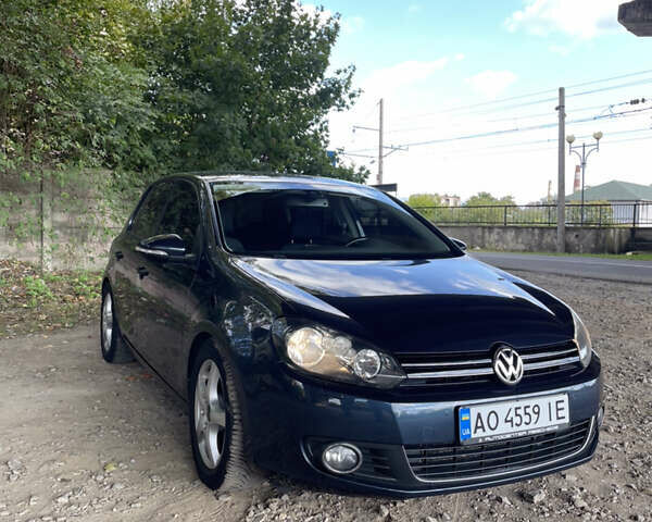 Синий Фольксваген Гольф, объемом двигателя 1.39 л и пробегом 210 тыс. км за 7800 $, фото 1 на Automoto.ua