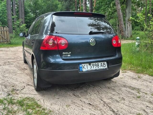 Синій Фольксваген Гольф, об'ємом двигуна 1.6 л та пробігом 82 тис. км за 9600 $, фото 1 на Automoto.ua