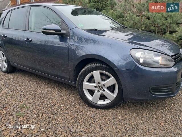 Синий Фольксваген Гольф, объемом двигателя 1.6 л и пробегом 228 тыс. км за 7100 $, фото 1 на Automoto.ua