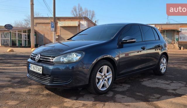 Синий Фольксваген Гольф, объемом двигателя 1.4 л и пробегом 175 тыс. км за 8200 $, фото 1 на Automoto.ua
