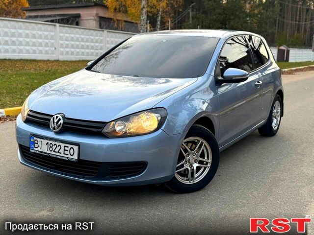 Синий Фольксваген Гольф, объемом двигателя 1.4 л и пробегом 145 тыс. км за 6700 $, фото 1 на Automoto.ua