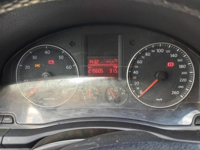 Синий Фольксваген Гольф, объемом двигателя 1.6 л и пробегом 227 тыс. км за 5500 $, фото 1 на Automoto.ua