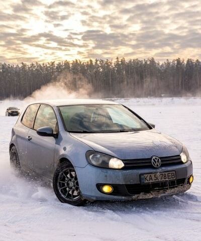 Синій Фольксваген Гольф, об'ємом двигуна 1.39 л та пробігом 305 тис. км за 6333 $, фото 1 на Automoto.ua