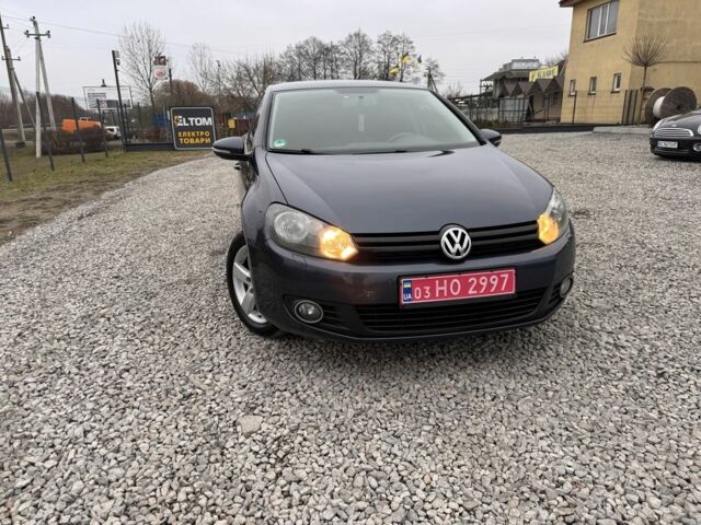 Синий Фольксваген Гольф, объемом двигателя 1.6 л и пробегом 245 тыс. км за 8500 $, фото 1 на Automoto.ua