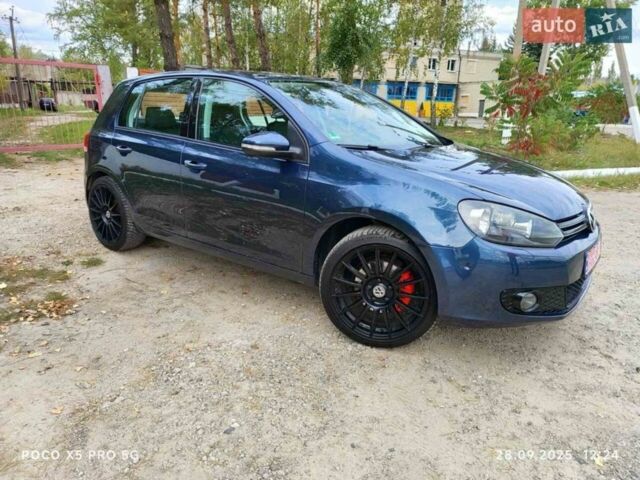 Синий Фольксваген Гольф, объемом двигателя 1.4 л и пробегом 245 тыс. км за 7400 $, фото 1 на Automoto.ua