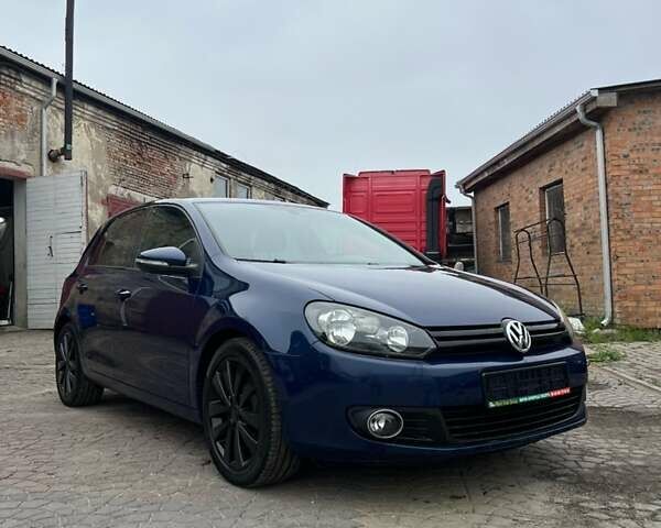 Синий Фольксваген Гольф, объемом двигателя 1.6 л и пробегом 285 тыс. км за 7050 $, фото 1 на Automoto.ua