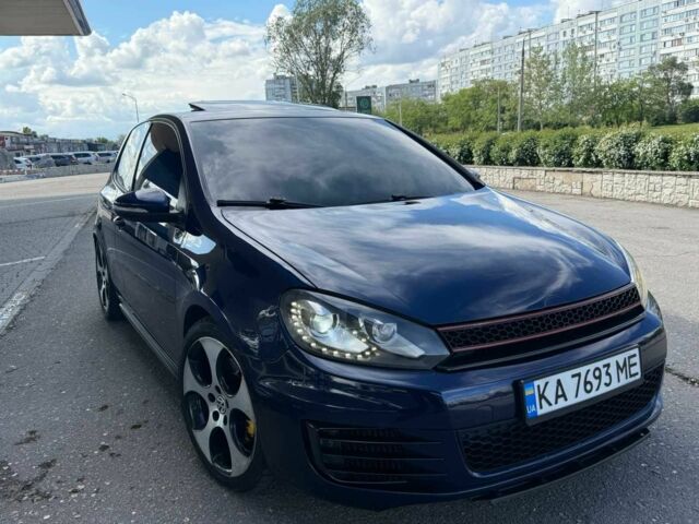 Синий Фольксваген Гольф, объемом двигателя 2 л и пробегом 227 тыс. км за 8200 $, фото 1 на Automoto.ua
