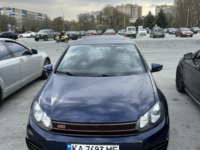 Синій Фольксваген Гольф, об'ємом двигуна 2 л та пробігом 240 тис. км за 8000 $, фото 1 на Automoto.ua