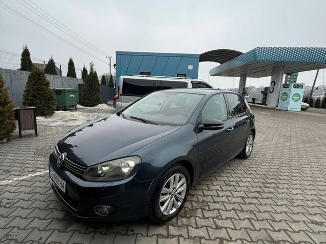 Синий Фольксваген Гольф, объемом двигателя 1.2 л и пробегом 220 тыс. км за 7109 $, фото 1 на Automoto.ua