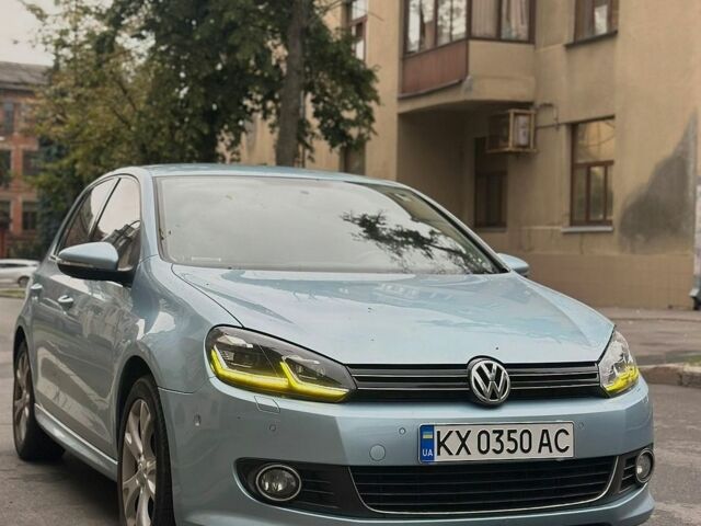 Синий Фольксваген Гольф, объемом двигателя 1.6 л и пробегом 132 тыс. км за 9500 $, фото 1 на Automoto.ua