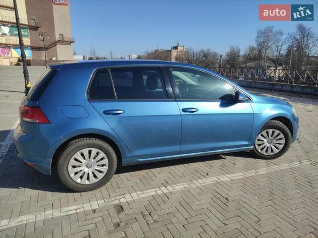 Синий Фольксваген Гольф, объемом двигателя 1.4 л и пробегом 155 тыс. км за 9999 $, фото 1 на Automoto.ua