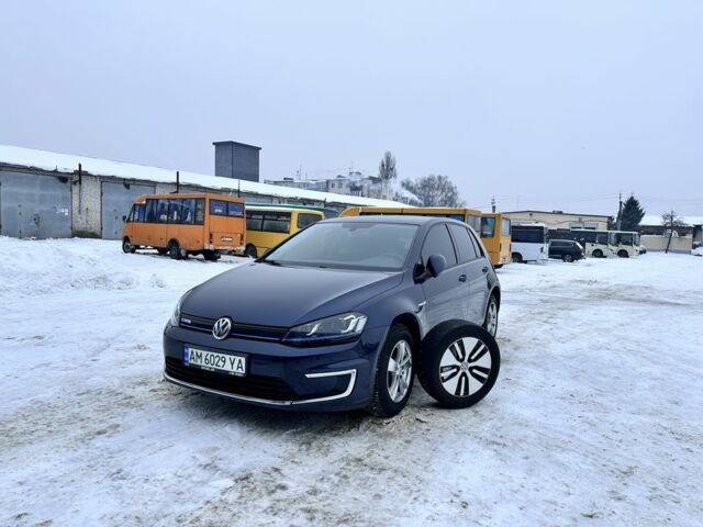 Синий Фольксваген Гольф, объемом двигателя 0 л и пробегом 114 тыс. км за 8300 $, фото 1 на Automoto.ua