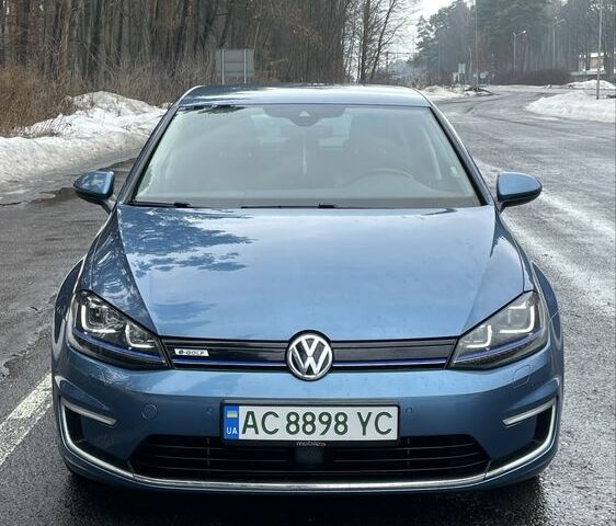 Синий Фольксваген Гольф, объемом двигателя 0 л и пробегом 123 тыс. км за 9700 $, фото 1 на Automoto.ua