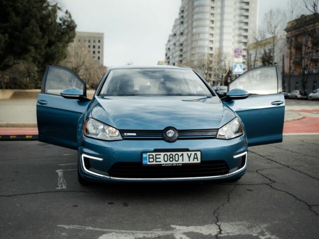 Синий Фольксваген Гольф, объемом двигателя 0 л и пробегом 129 тыс. км за 9400 $, фото 1 на Automoto.ua