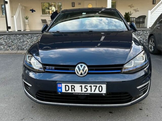 Синий Фольксваген Гольф, объемом двигателя 0 л и пробегом 98 тыс. км за 7900 $, фото 1 на Automoto.ua