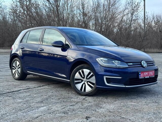 Синий Фольксваген Гольф, объемом двигателя 0 л и пробегом 105 тыс. км за 13200 $, фото 1 на Automoto.ua