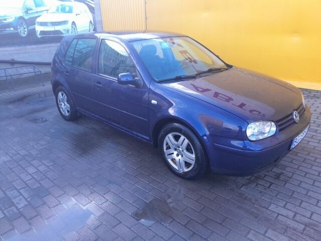 Синий Фольксваген Гольф, объемом двигателя 1.6 л и пробегом 275 тыс. км за 2400 $, фото 1 на Automoto.ua