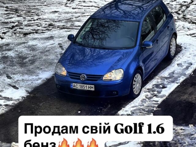 Синий Фольксваген Гольф, объемом двигателя 1.6 л и пробегом 230 тыс. км за 5996 $, фото 1 на Automoto.ua