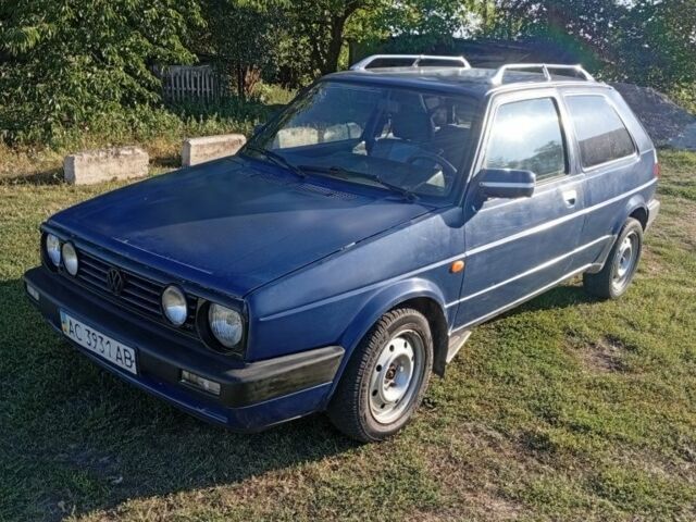 Синій Фольксваген Гольф, об'ємом двигуна 1 л та пробігом 555 тис. км за 751 $, фото 1 на Automoto.ua