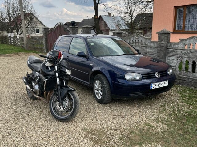 Синий Фольксваген Гольф, объемом двигателя 1.9 л и пробегом 350 тыс. км за 3000 $, фото 1 на Automoto.ua