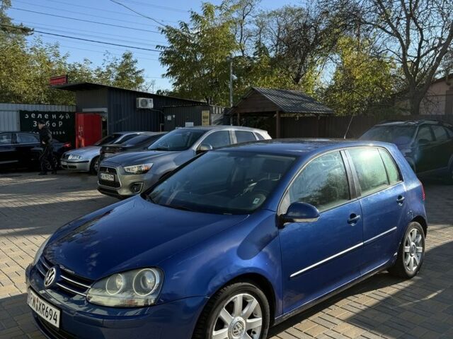 Синий Фольксваген Гольф, объемом двигателя 2 л и пробегом 236 тыс. км за 2990 $, фото 1 на Automoto.ua