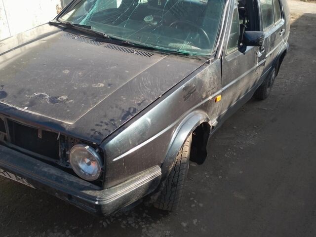 Синий Фольксваген Гольф, объемом двигателя 1.8 л и пробегом 300 тыс. км за 500 $, фото 1 на Automoto.ua