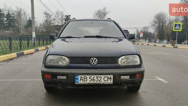 Синий Фольксваген Гольф, объемом двигателя 1.9 л и пробегом 220 тыс. км за 2200 $, фото 1 на Automoto.ua