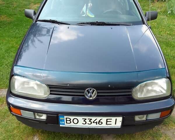 Синій Фольксваген Гольф, об'ємом двигуна 1.8 л та пробігом 100 тис. км за 3800 $, фото 1 на Automoto.ua