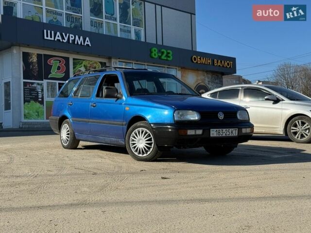 Синий Фольксваген Гольф, объемом двигателя 1.9 л и пробегом 298 тыс. км за 2600 $, фото 1 на Automoto.ua