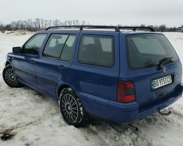 Синий Фольксваген Гольф, объемом двигателя 1.4 л и пробегом 255 тыс. км за 2250 $, фото 1 на Automoto.ua