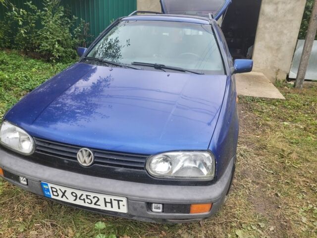 Синий Фольксваген Гольф, объемом двигателя 1.6 л и пробегом 410 тыс. км за 3500 $, фото 1 на Automoto.ua