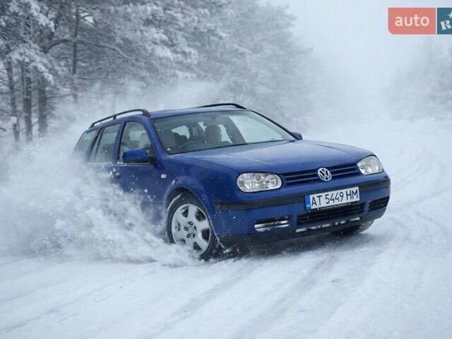 Синий Фольксваген Гольф, объемом двигателя 1.6 л и пробегом 251 тыс. км за 4299 $, фото 1 на Automoto.ua