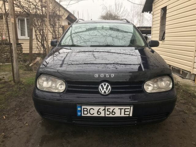 Синий Фольксваген Гольф, объемом двигателя 1.4 л и пробегом 300 тыс. км за 2650 $, фото 1 на Automoto.ua