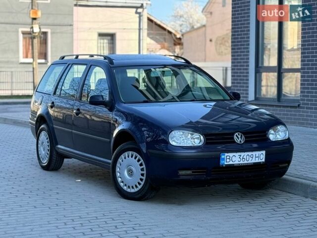 Синій Фольксваген Гольф, об'ємом двигуна 1.39 л та пробігом 245 тис. км за 2750 $, фото 1 на Automoto.ua