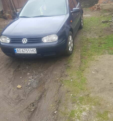 Синий Фольксваген Гольф, объемом двигателя 1.4 л и пробегом 100 тыс. км за 3500 $, фото 1 на Automoto.ua