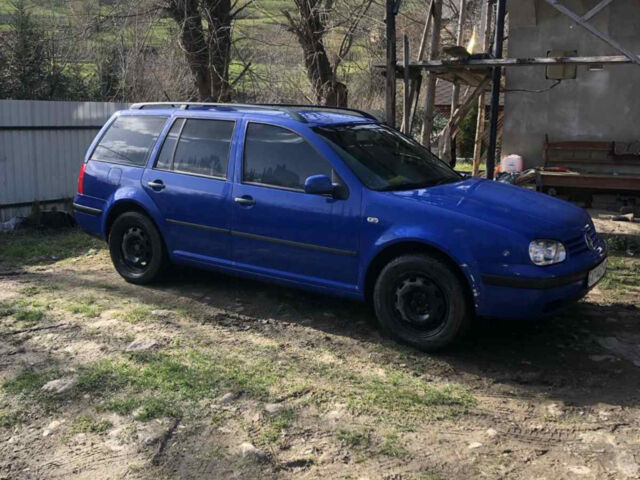 Синій Фольксваген Гольф, об'ємом двигуна 1.6 л та пробігом 200 тис. км за 3300 $, фото 1 на Automoto.ua