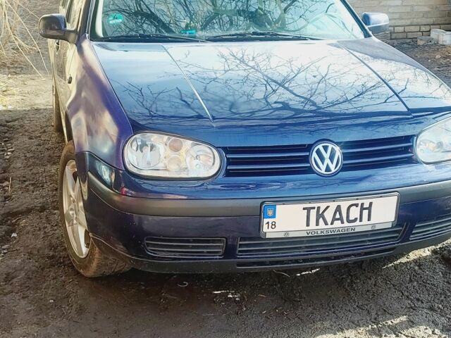 Синій Фольксваген Гольф, об'ємом двигуна 1.6 л та пробігом 297 тис. км за 3200 $, фото 1 на Automoto.ua