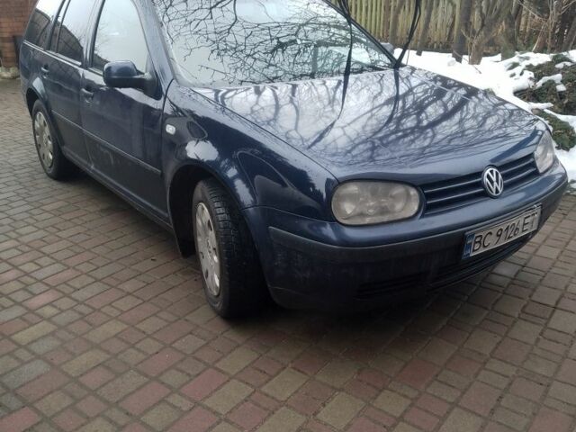 Синий Фольксваген Гольф, объемом двигателя 1.6 л и пробегом 190 тыс. км за 1699 $, фото 1 на Automoto.ua