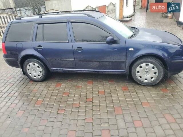 Синий Фольксваген Гольф, объемом двигателя 1.9 л и пробегом 380 тыс. км за 4000 $, фото 1 на Automoto.ua