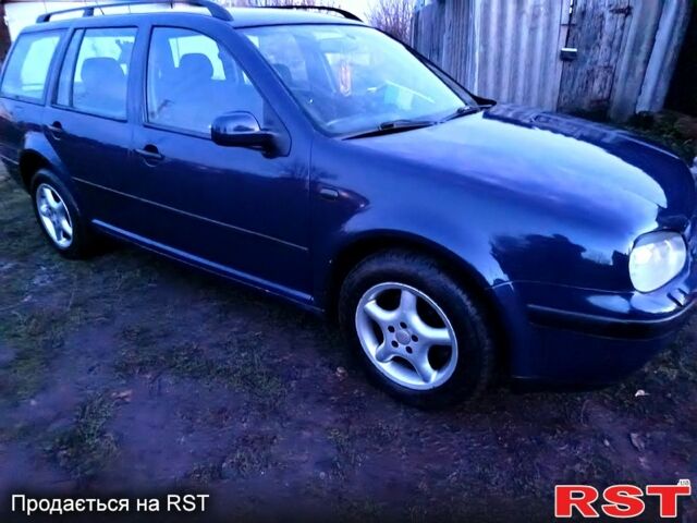 Синий Фольксваген Гольф, объемом двигателя 1.9 л и пробегом 321 тыс. км за 3300 $, фото 1 на Automoto.ua