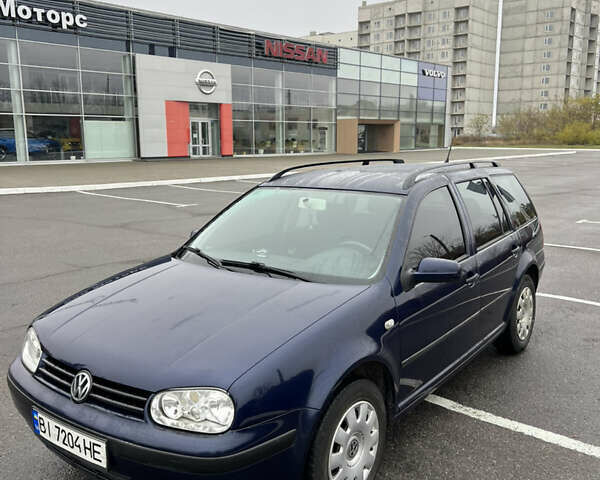 Синий Фольксваген Гольф, объемом двигателя 1.6 л и пробегом 275 тыс. км за 4200 $, фото 1 на Automoto.ua