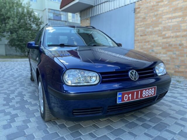 Синий Фольксваген Гольф, объемом двигателя 1.6 л и пробегом 211 тыс. км за 4550 $, фото 1 на Automoto.ua