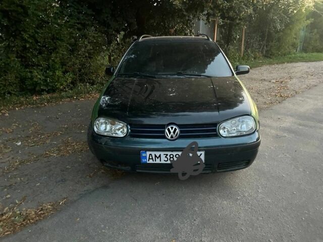 Синій Фольксваген Гольф, об'ємом двигуна 1.4 л та пробігом 384 тис. км за 1850 $, фото 1 на Automoto.ua
