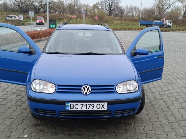 Синий Фольксваген Гольф, объемом двигателя 1.4 л и пробегом 236 тыс. км за 3550 $, фото 1 на Automoto.ua