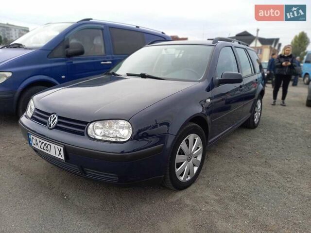 Синій Фольксваген Гольф, об'ємом двигуна 1.6 л та пробігом 258 тис. км за 4000 $, фото 1 на Automoto.ua