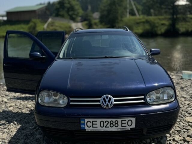 Синий Фольксваген Гольф, объемом двигателя 2 л и пробегом 300 тыс. км за 3100 $, фото 1 на Automoto.ua
