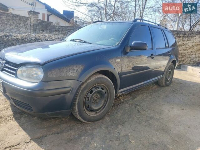 Синий Фольксваген Гольф, объемом двигателя 1.9 л и пробегом 404 тыс. км за 3099 $, фото 1 на Automoto.ua