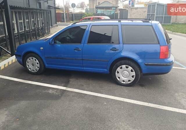 Синий Фольксваген Гольф, объемом двигателя 1.39 л и пробегом 180 тыс. км за 4100 $, фото 1 на Automoto.ua