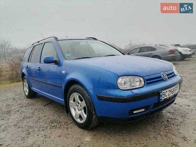 Синий Фольксваген Гольф, объемом двигателя 1.6 л и пробегом 257 тыс. км за 3700 $, фото 1 на Automoto.ua